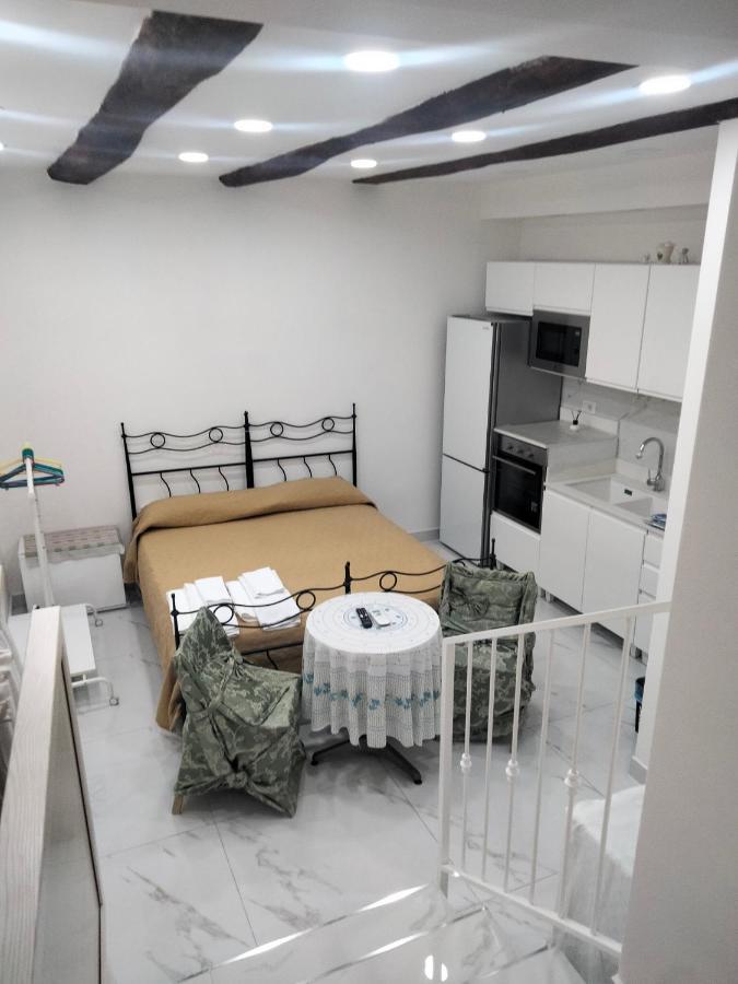 Casa Luisa Apartman Nápoly Kültér fotó